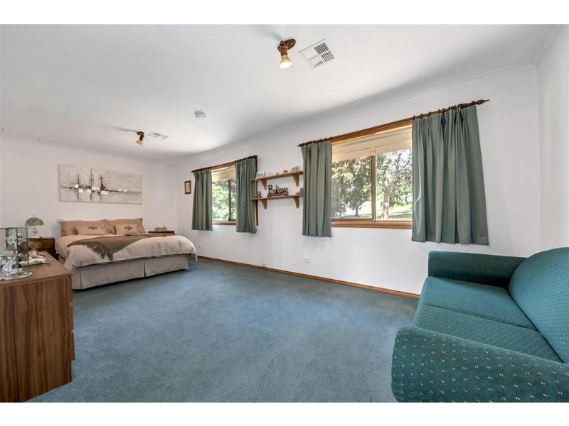 1724 North East Road, Houghton SA 5131