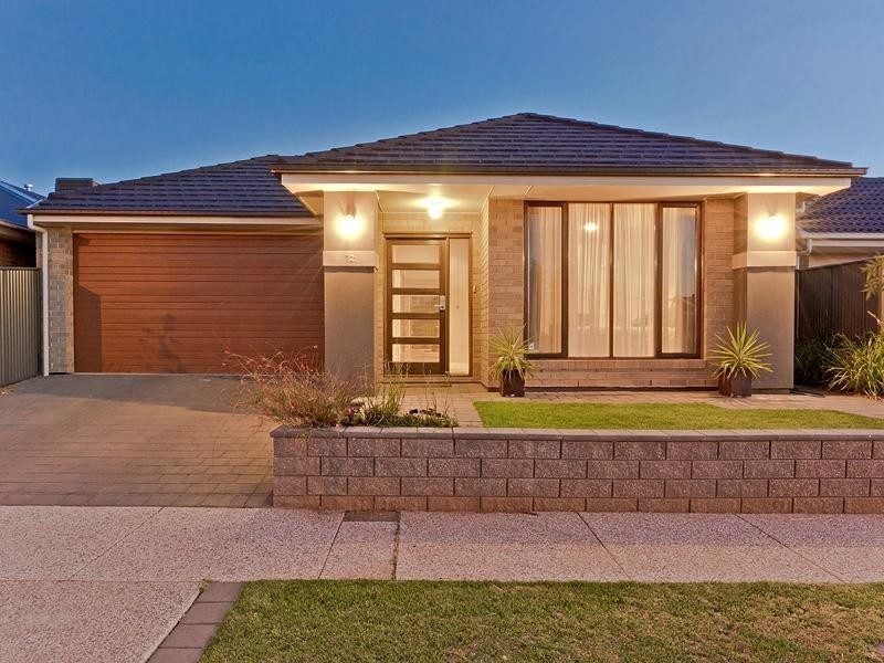 12 The Avenue, Blakeview SA 5114
