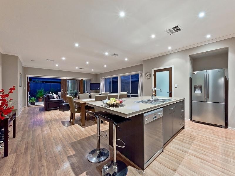 12 The Avenue, Blakeview SA 5114