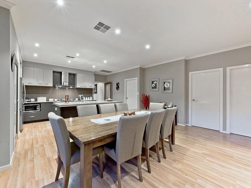 12 The Avenue, Blakeview SA 5114