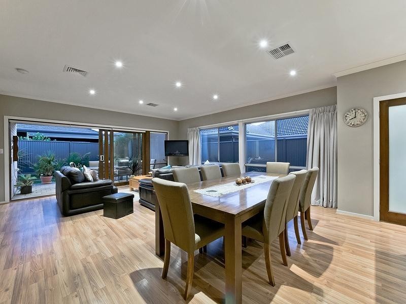 12 The Avenue, Blakeview SA 5114