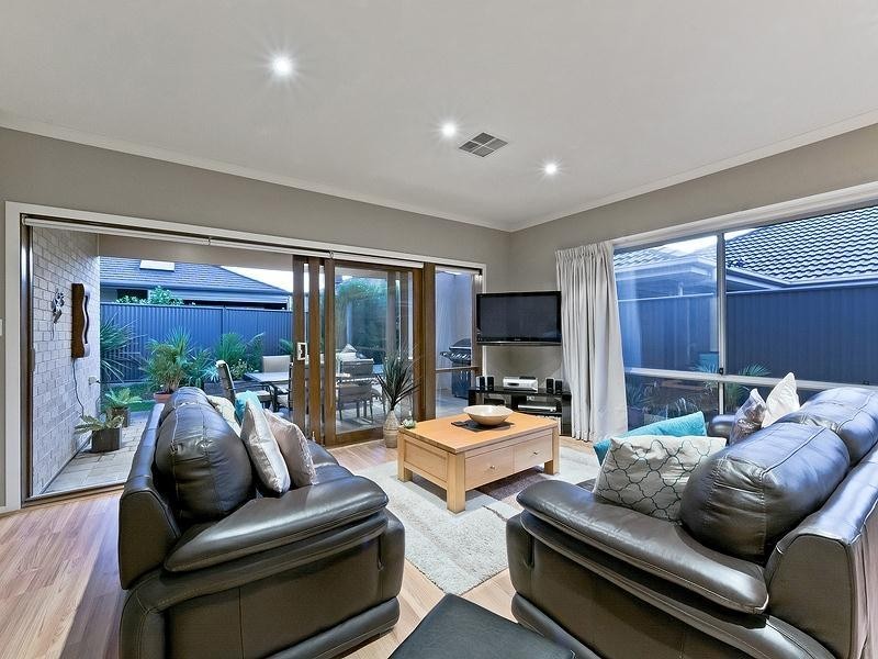 12 The Avenue, Blakeview SA 5114