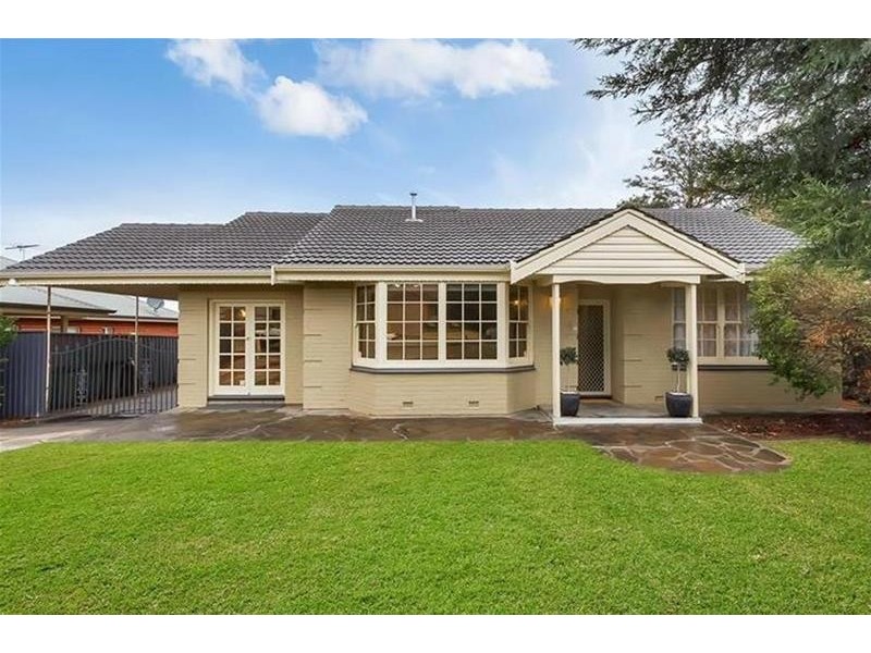 4 Aries Avenue, Hope Valley SA 5090