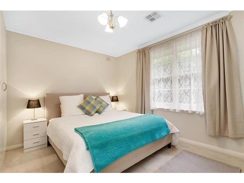 4 Aries Avenue, Hope Valley SA 5090