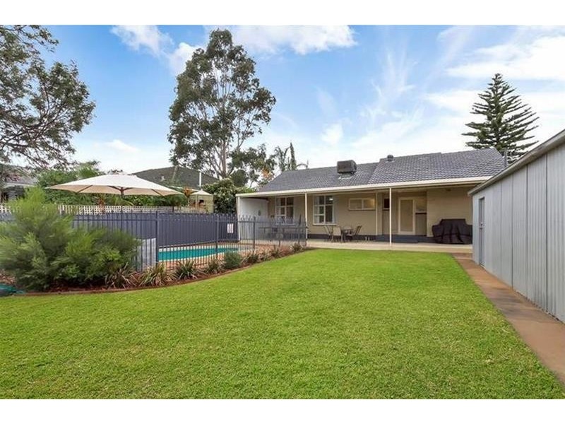 4 Aries Avenue, Hope Valley SA 5090