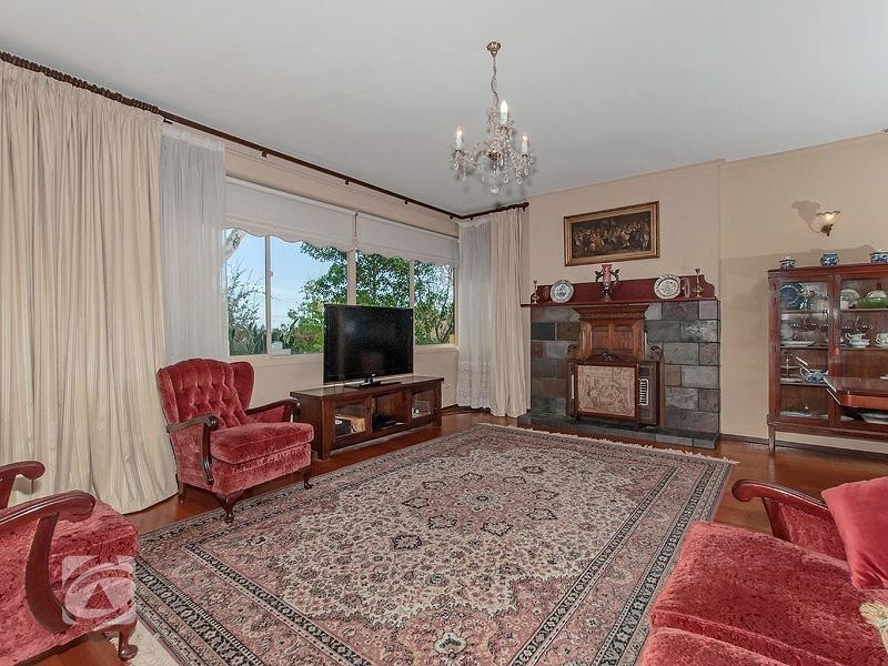 8 Donald Street, Highbury SA 5089