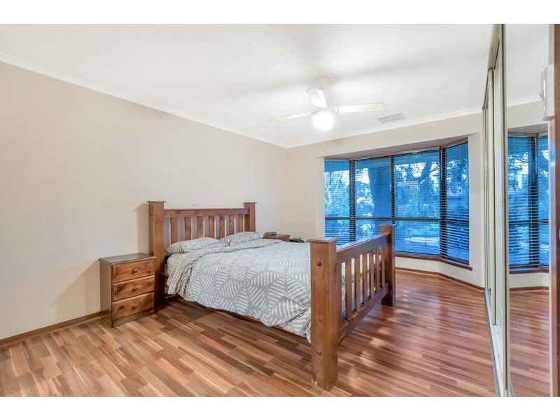 8 Essling Place, Greenwith SA 5125