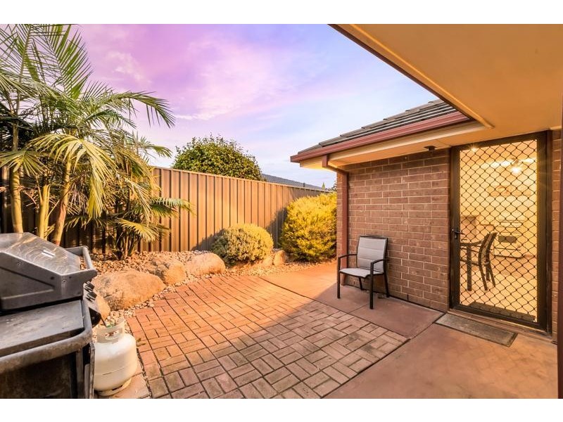 8 Essling Place, Greenwith SA 5125