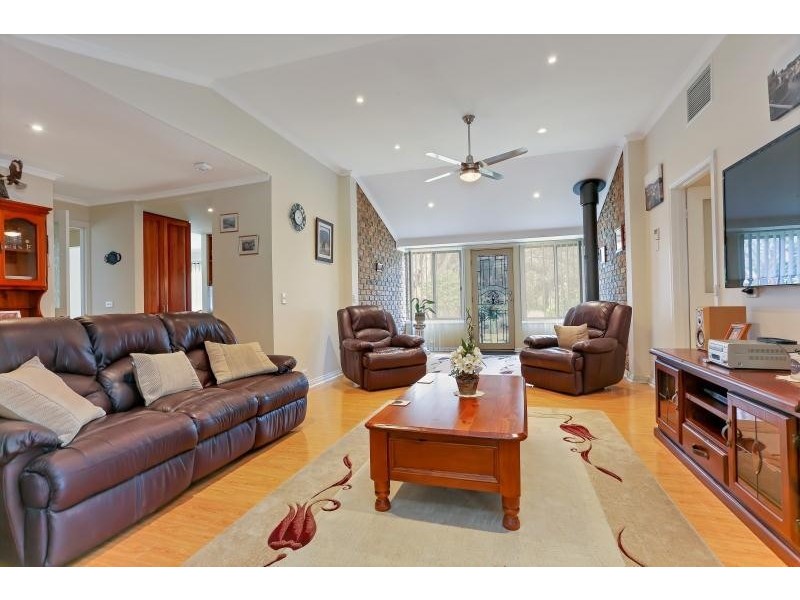 1 Riverside Drive, Redwood Park SA 5097