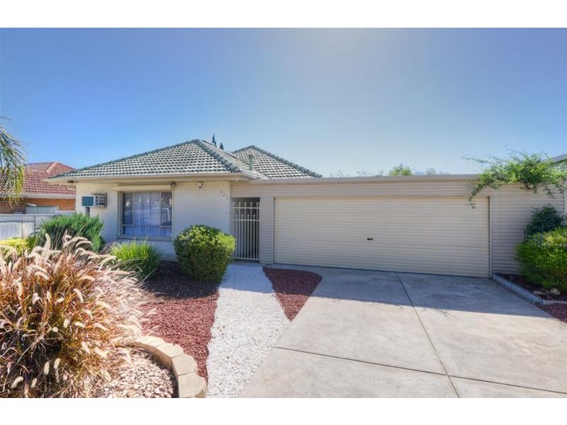 422 Bridge Road, Para Hills West SA 5096