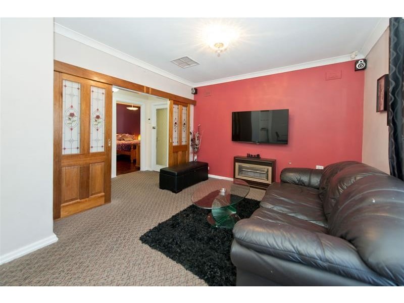 422 Bridge Road, Para Hills West SA 5096