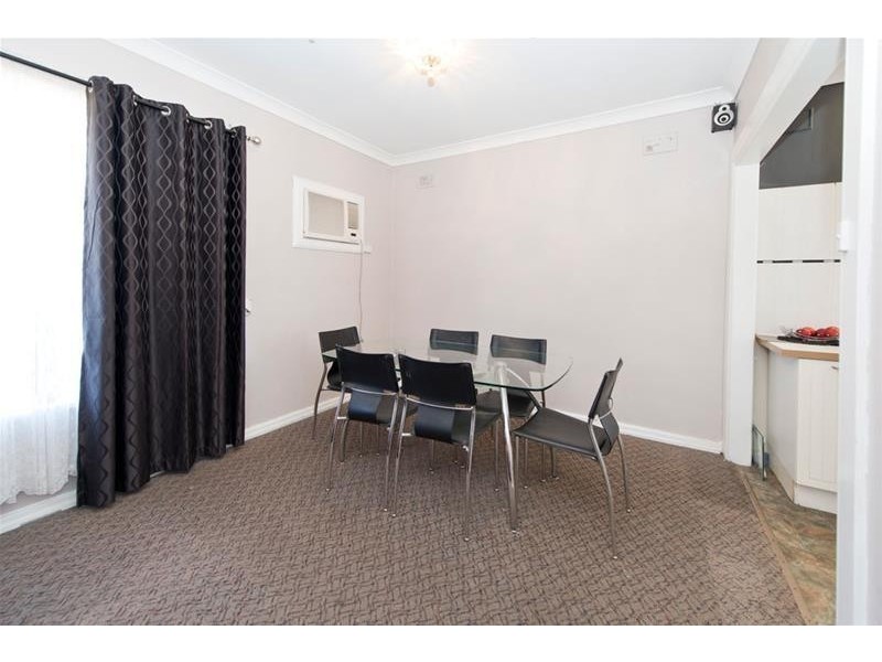 422 Bridge Road, Para Hills West SA 5096