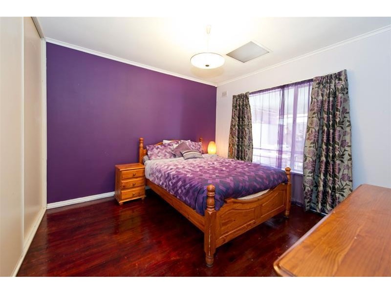 422 Bridge Road, Para Hills West SA 5096