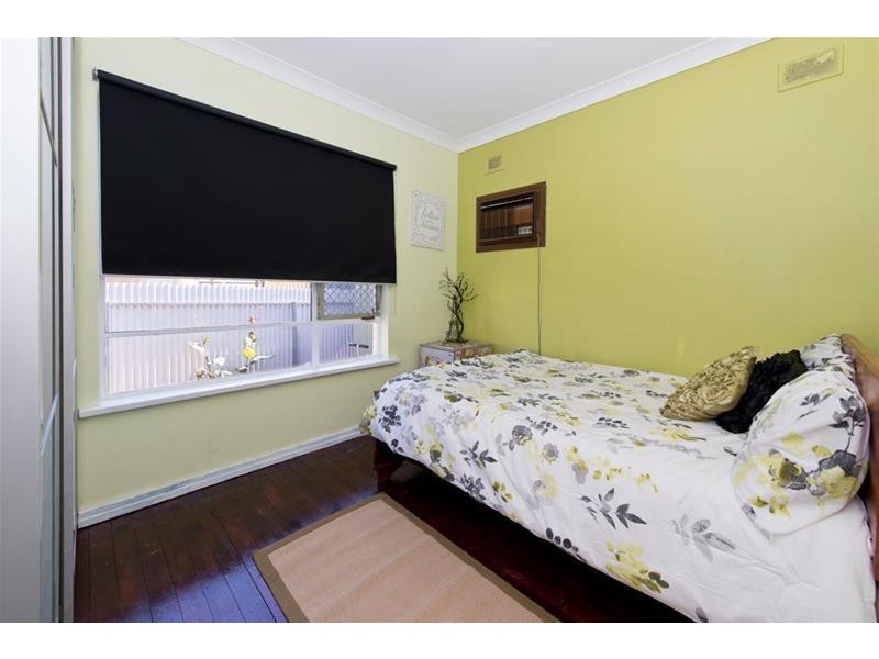 422 Bridge Road, Para Hills West SA 5096