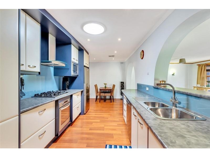 40 Heather Drive, Para Vista SA 5093