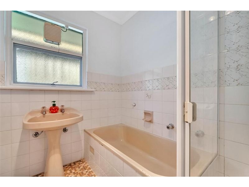 40 Heather Drive, Para Vista SA 5093