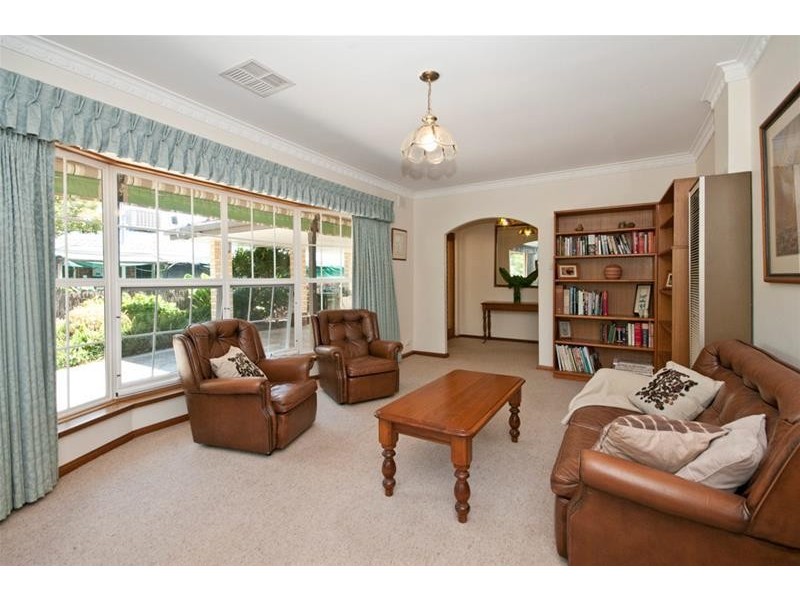 24 Lutana Grove, Dernancourt SA 5075