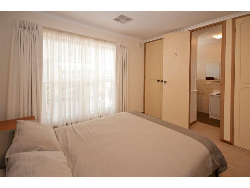 24 Lutana Grove, Dernancourt SA 5075