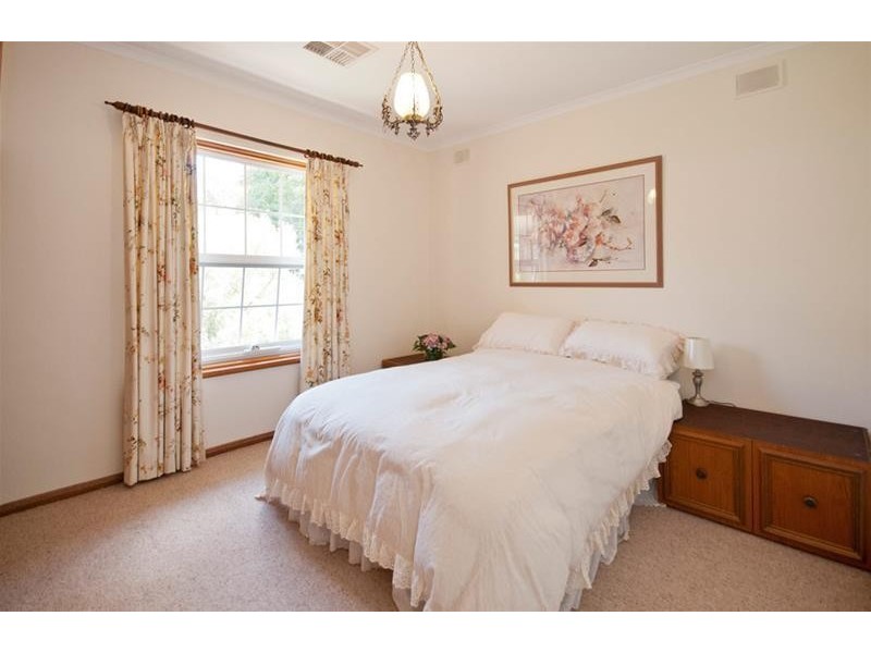 24 Lutana Grove, Dernancourt SA 5075