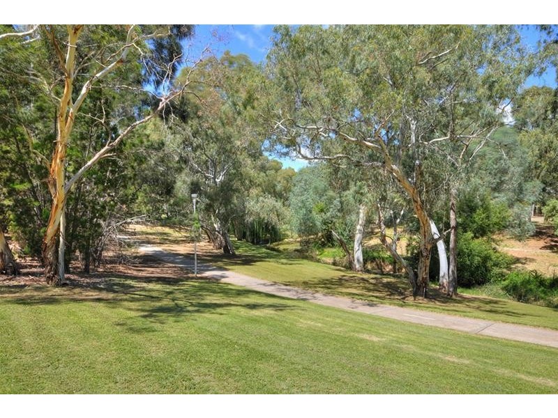 24 Lutana Grove, Dernancourt SA 5075