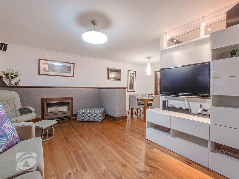 10 Cottenham Drive, Banksia Park SA 5091