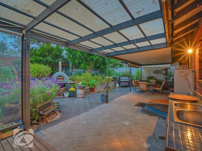 10 Cottenham Drive, Banksia Park SA 5091