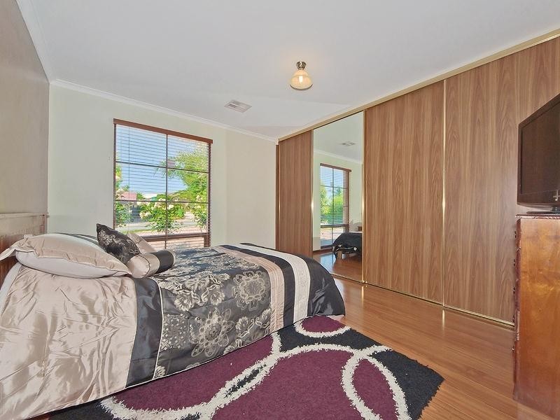 4 Marieberg Avenue, Modbury Heights SA 5092