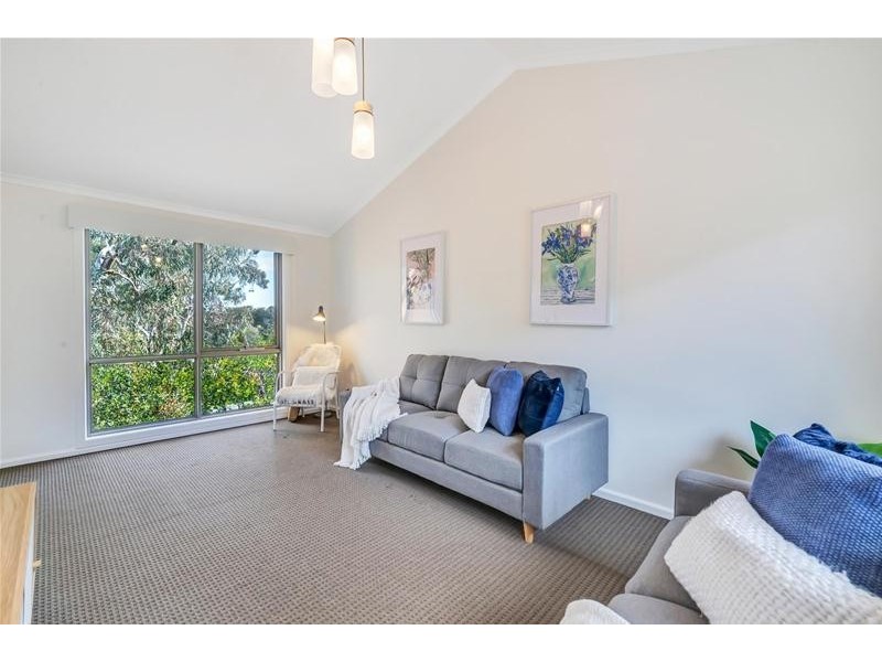 43 Flinders Drive, Valley View SA 5093