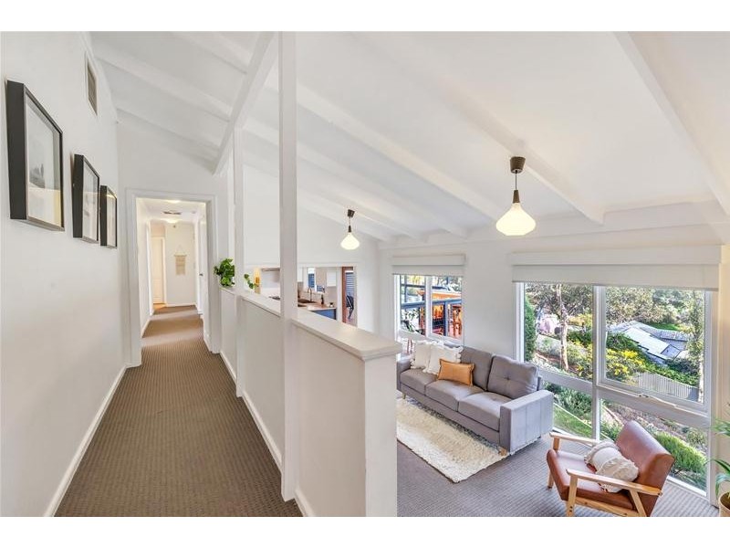 43 Flinders Drive, Valley View SA 5093