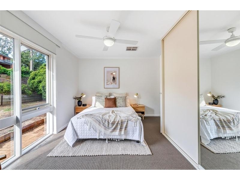 43 Flinders Drive, Valley View SA 5093