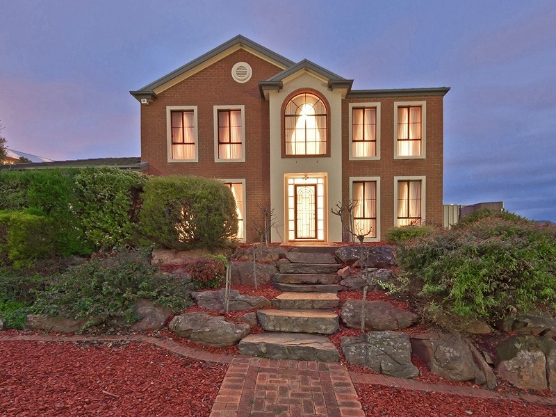 2 Laurina Court, Golden Grove SA 5125