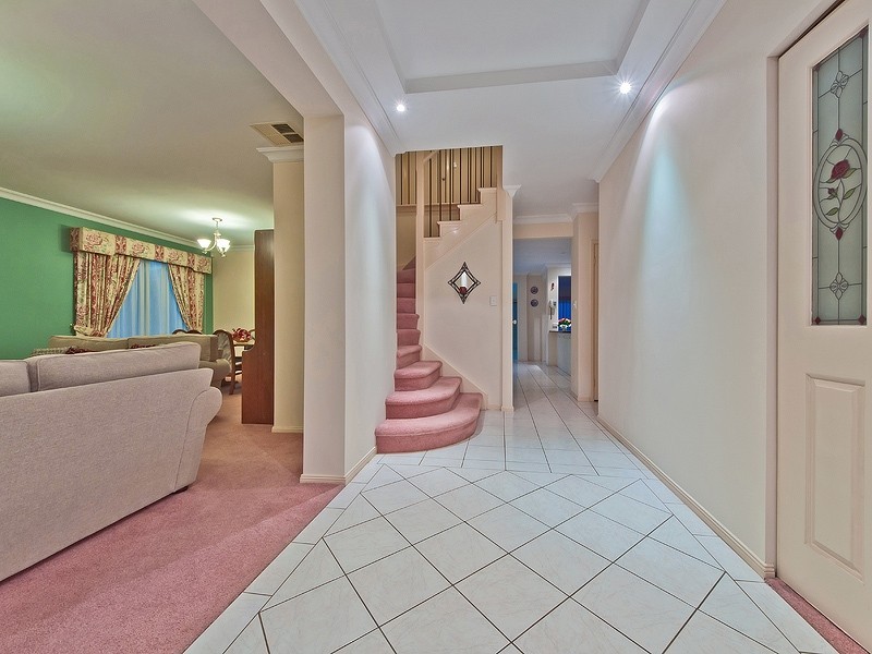 2 Laurina Court, Golden Grove SA 5125