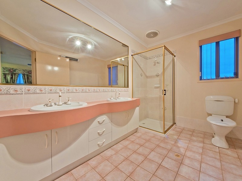 2 Laurina Court, Golden Grove SA 5125