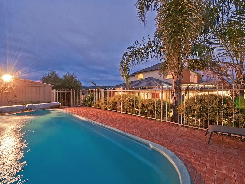 2 Laurina Court, Golden Grove SA 5125