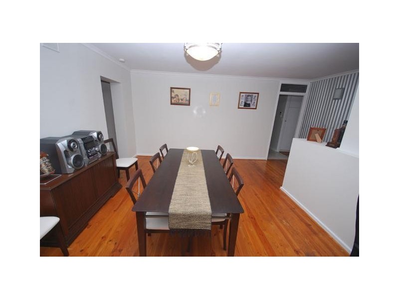 17 Landy Avenue, Gulfview Heights SA 5096