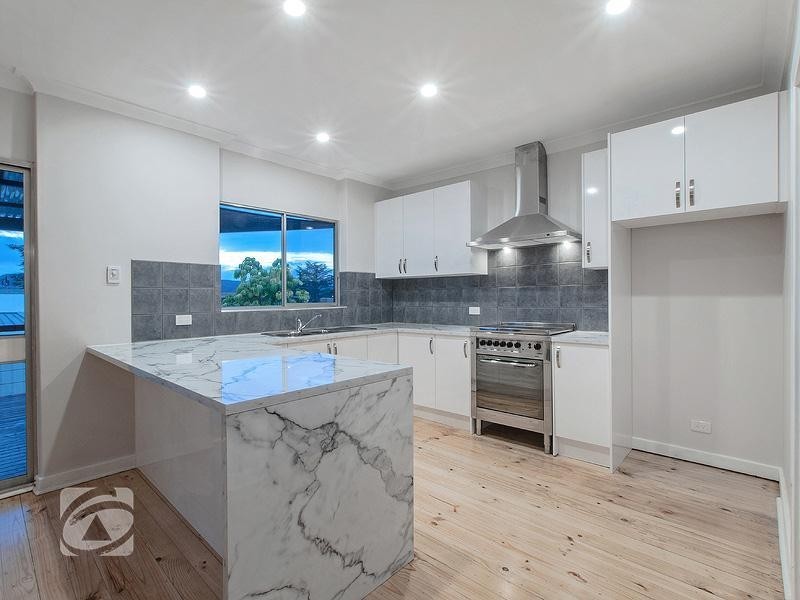 9 Canberra Crescent, Valley View SA 5093