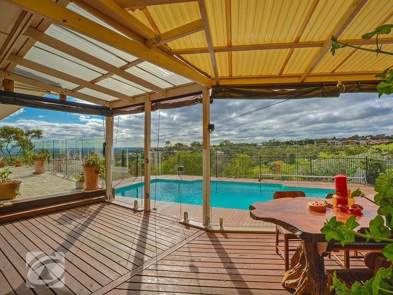 10 Harvey Crescent, Salisbury Heights SA 5109