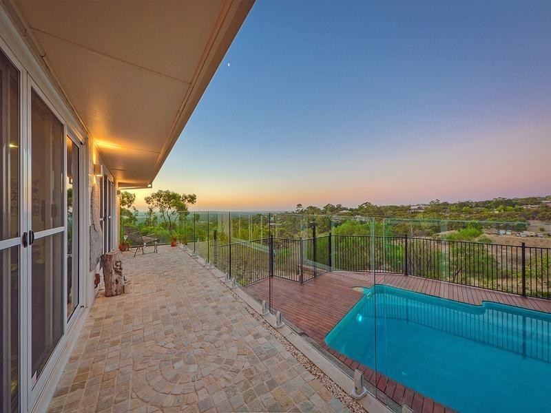 10 Harvey Crescent, Salisbury Heights SA 5109