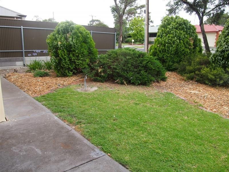 18 Waikerie Avenue, Hope Valley SA 5090