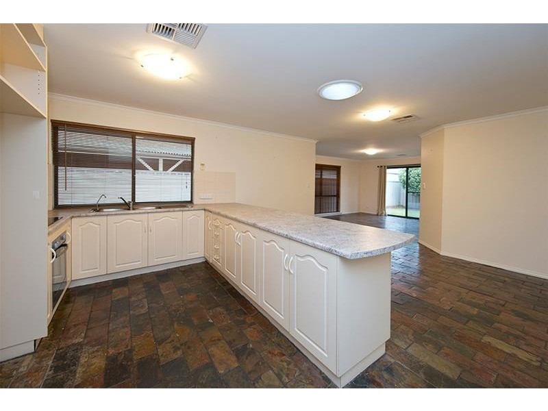 7 Craigside Court, Oakden SA 5086