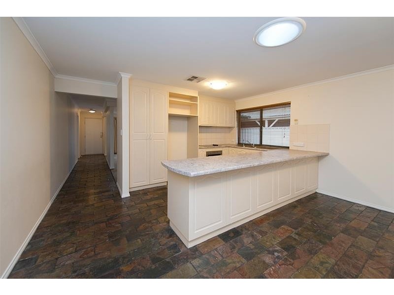 7 Craigside Court, Oakden SA 5086