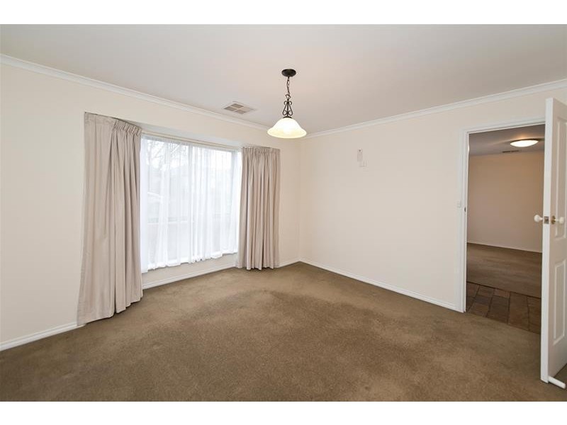 7 Craigside Court, Oakden SA 5086