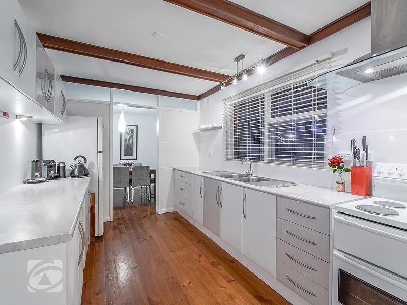 10 Cottenham Drive, Banksia Park SA 5091