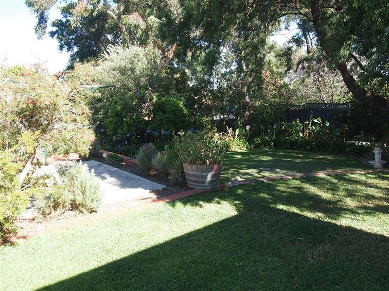 22 Condada Drive, Banksia Park SA 5091