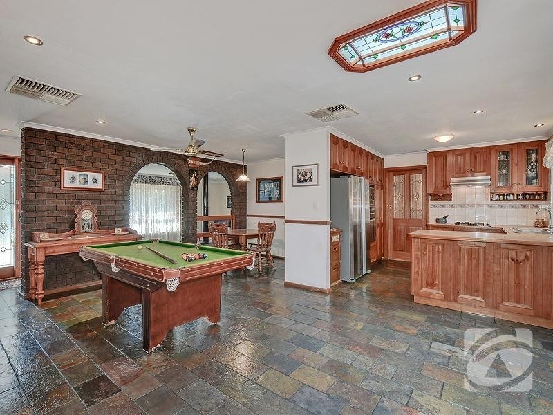 44 Minerva Crescent, Modbury Heights SA 5092