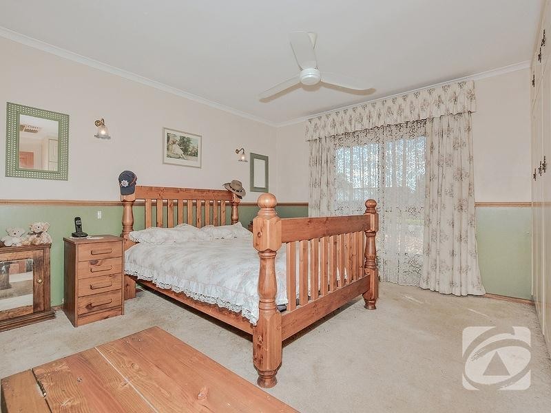 44 Minerva Crescent, Modbury Heights SA 5092