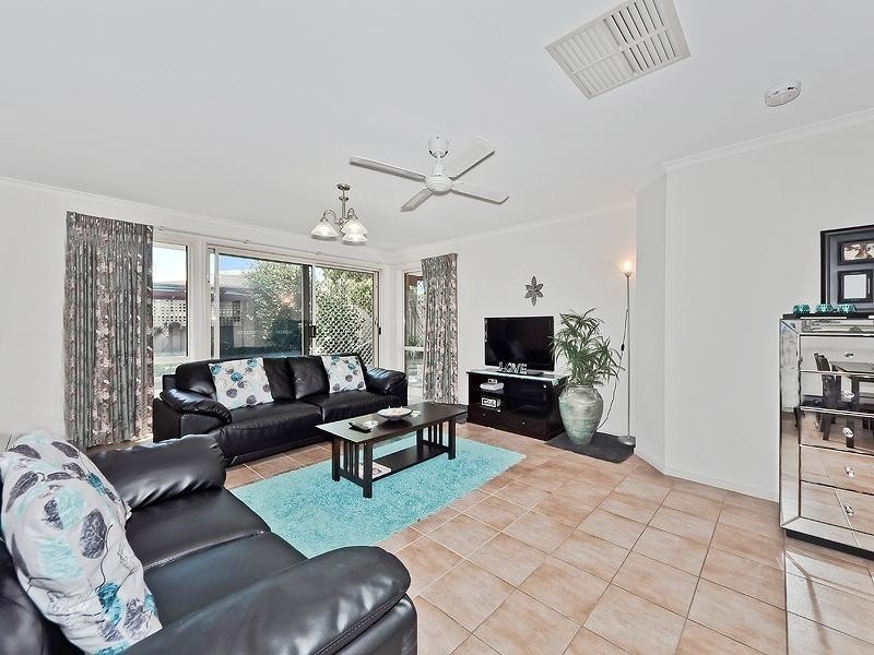 18 Miller Avenue, Ridgehaven SA 5097