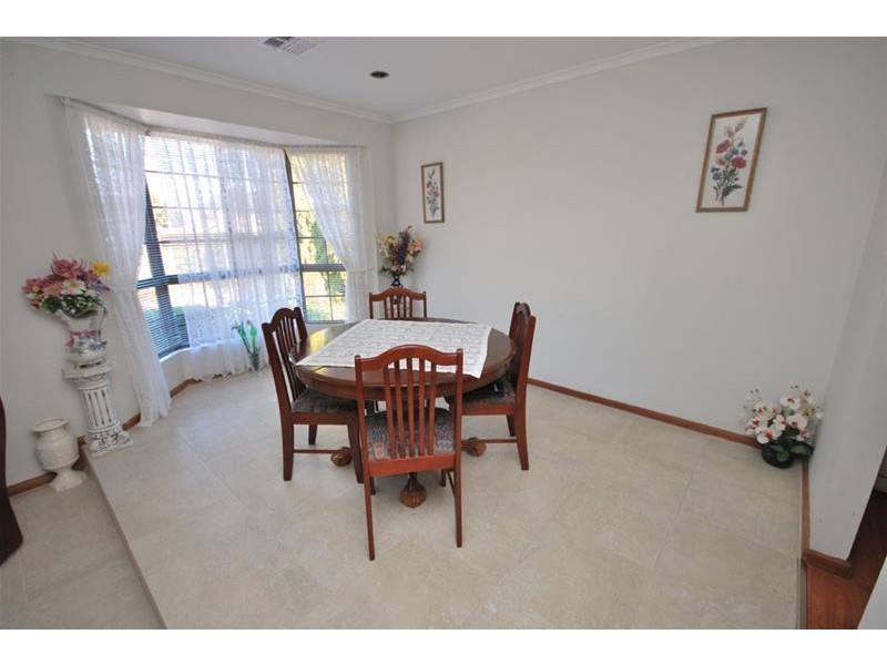 10 Cobblestone Close, Gulfview Heights SA 5096