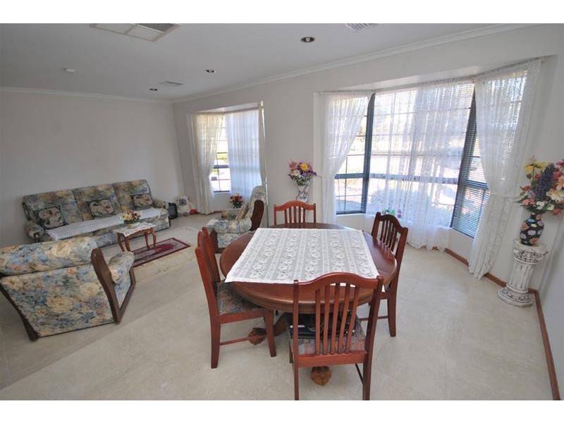 10 Cobblestone Close, Gulfview Heights SA 5096