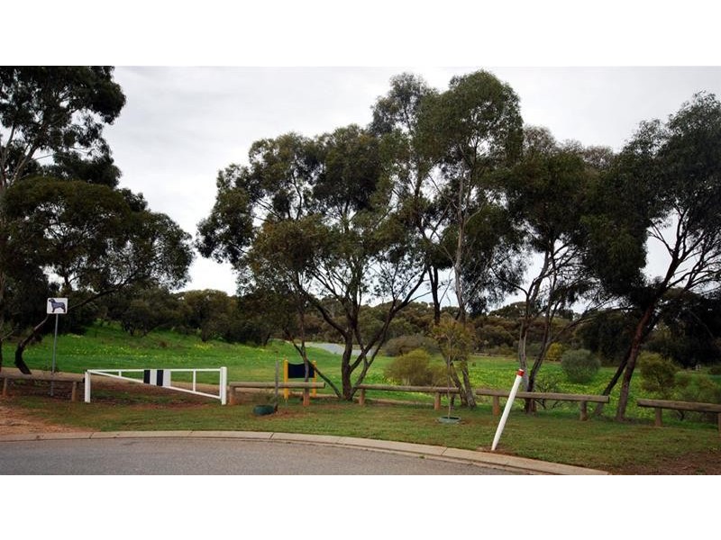 10 Cobblestone Close, Gulfview Heights SA 5096